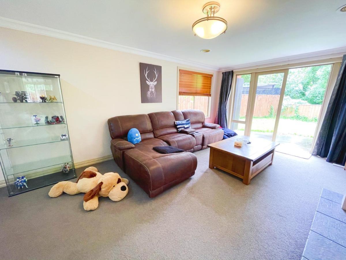 Private And Perfect For Families, Rotorua Escape Villa ภายนอก รูปภาพ